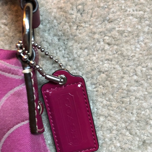 Coach purse - Picture 4 of 8